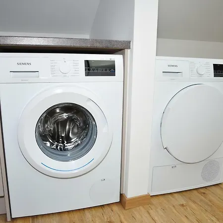 Apartmanhotel Ebersheim Luxus Plaza 2*