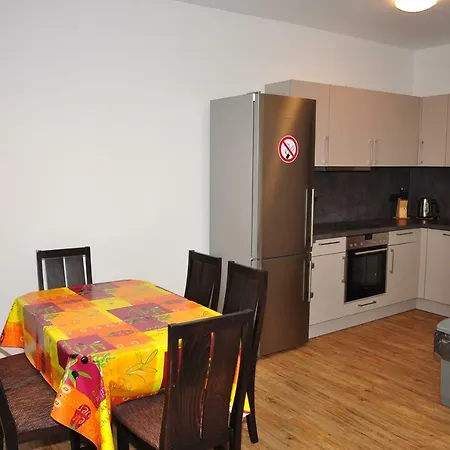 Ebersheim Luxus Plaza Apartmanhotel 2*
