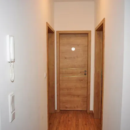 Ebersheim Luxus Plaza Apartmanhotel