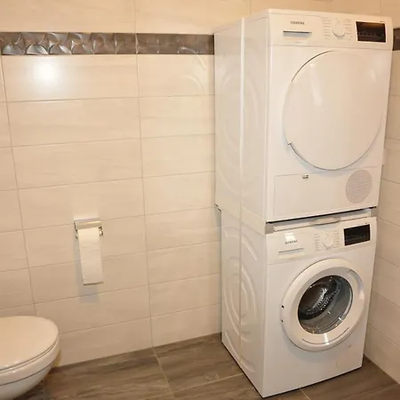 Ebersheim Luxus Plaza Apartmanhotel Ebertsheim